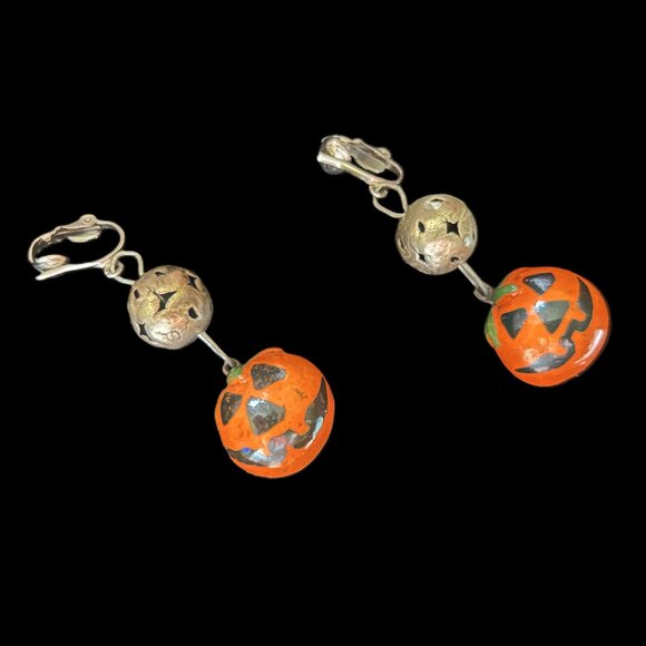Santa Fe Style Antiqued Silver Tone Halloween Jack-O-Lantern Earrings - Picture 3 of 5
